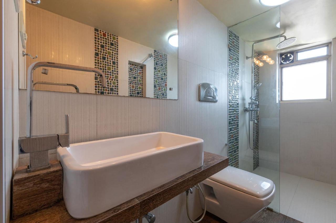 The Boulevard Villa By Veo - Part Of Stayvista โลนาวาลา ภายนอก รูปภาพ